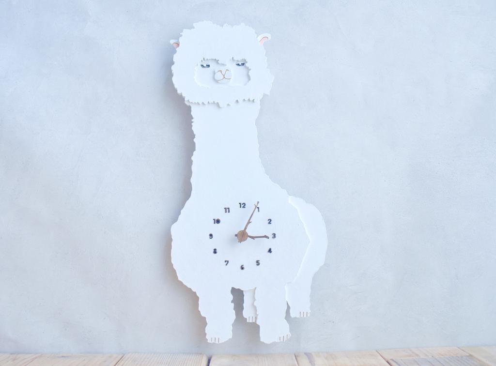 長い長いアルパカ レギュラーサイズ 時計 木製 掛け時計1枚目の画像
