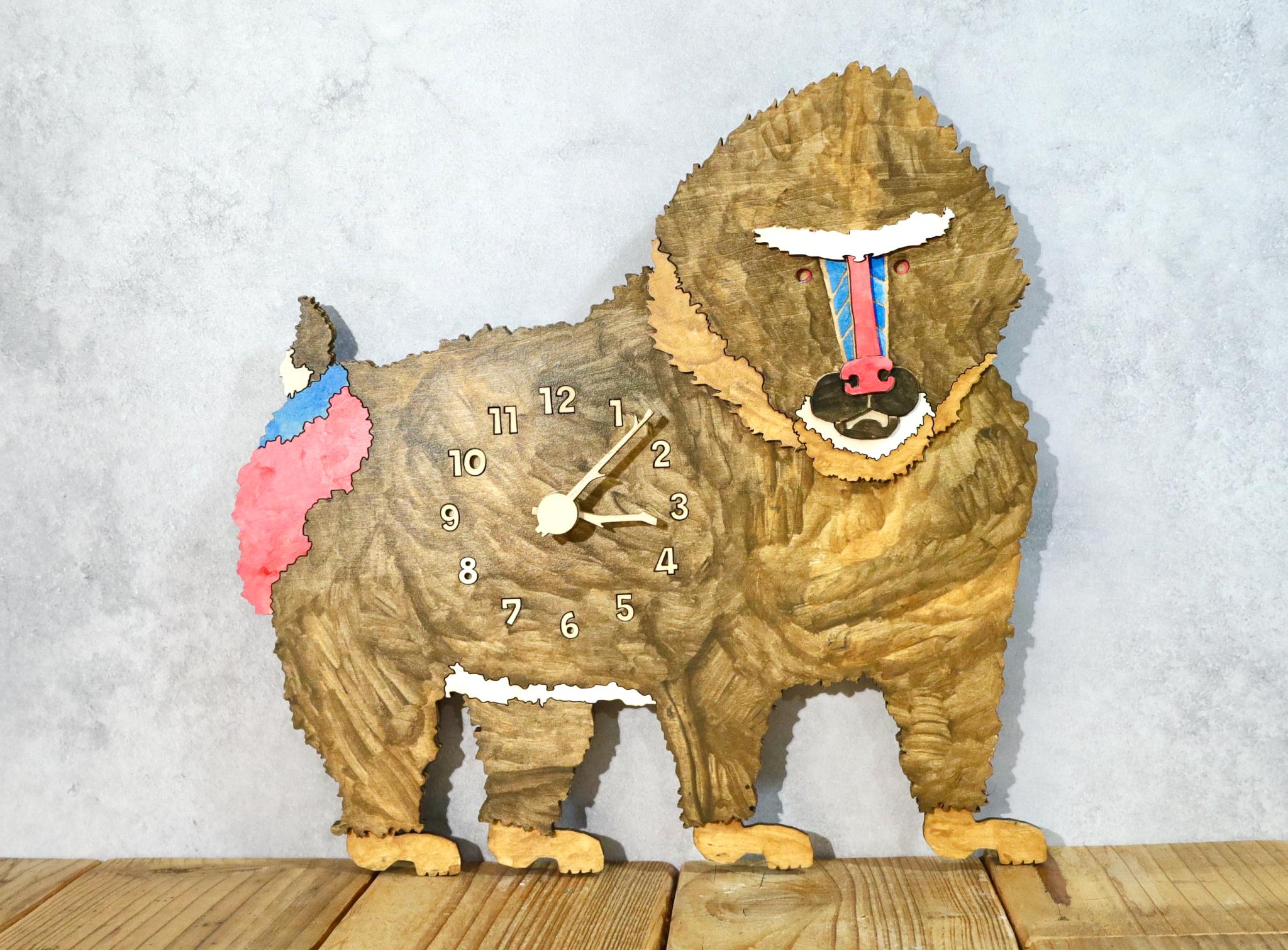 マンドリルと強くたくましく生きていける レギュラーサイズ 時計 木製 掛け時計1枚目の画像