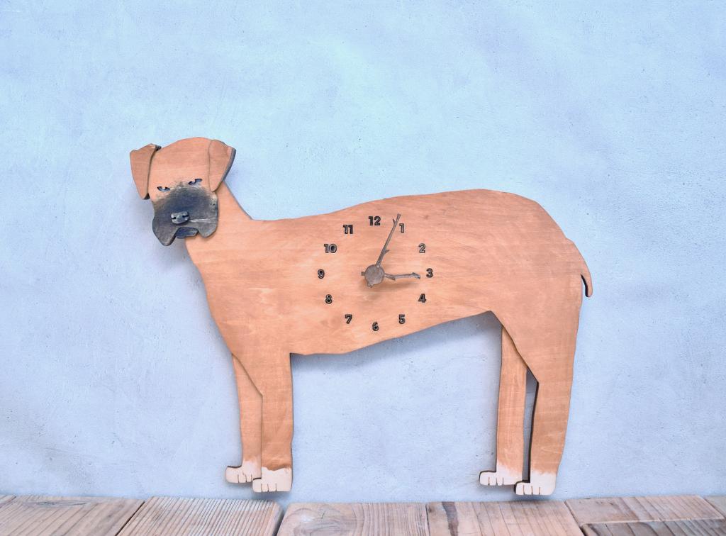 世界で一番大きく優しい犬、グレートデンと暮らせる レギュラーサイズ 時計 木製 掛け時計1枚目の画像